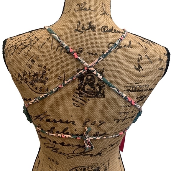 Boho Crochet Bikini Top Tie Back Festival NWT Size M - Picture 2 of 6